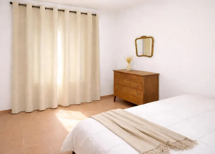 Navigo House * Врахати